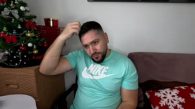 Gold Alpha Boy online show from 12.05.25