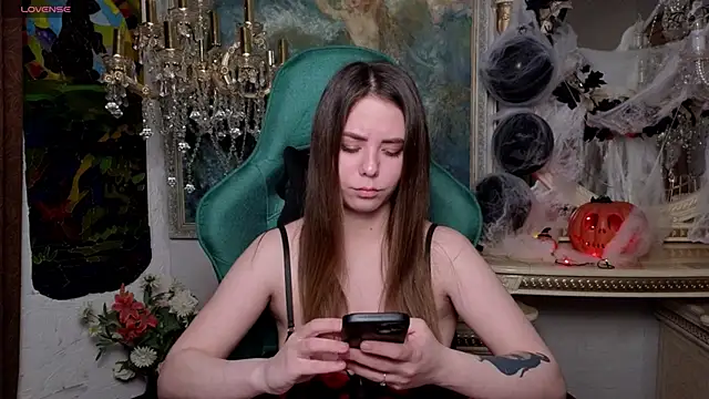 IvoryWood  online show from 10.24.25