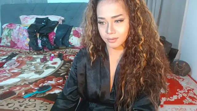 Snapshot of Lustfulcassy chatting on 09.27.25 Lustfulcassy online show from 09.27.25