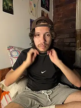 Snapshot of Luxx_14 chatting on 11.04.25 Luxx 14 online show from 11.04.25