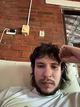 Snapshot of Luxx_14 chatting on 12.13.25 Luxx 14 online show from 12.13.25