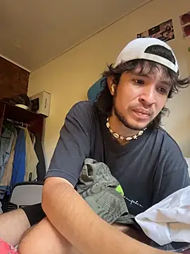 Snapshot of Luxx_14 chatting on 02.18.26 Luxx 14 online show from 02.18.26