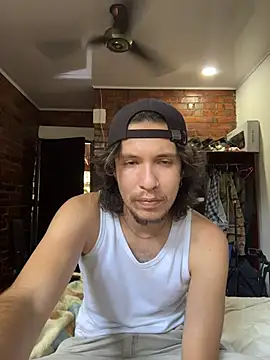 Snapshot of Luxx_14 chatting on 04.04.26 Luxx 14 online show from 04.04.26