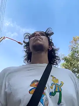 Snapshot of Luxx_14 chatting on 04.06.26 Luxx 14 online show from 04.06.26