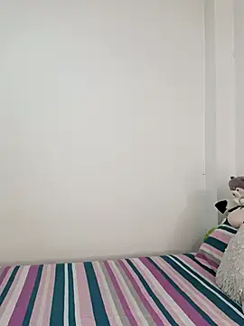 Isabella5 Brown  online show from 09.10.25