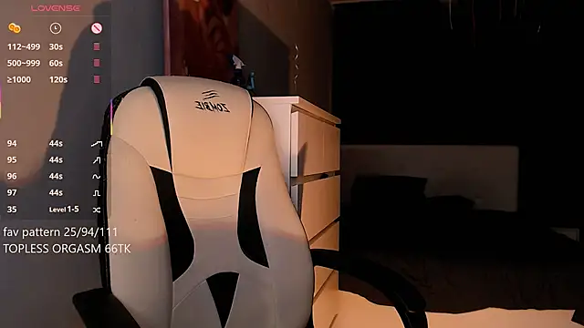 Aura boobss online show from 03.27.26