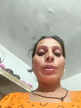 Snapshot of ISHANI-SINGH chatting on 02.18.26 ISHANI-SINGH online show from 02.18.26