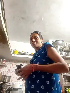 Snapshot of ISHANI-SINGH chatting on 04.01.26 ISHANI-SINGH online show from 04.01.26