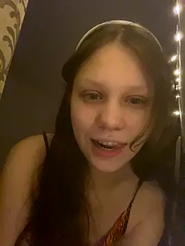 Lunliss online show from 12.03.25