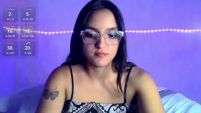 Snapshot of Ari_20_ chatting on 03.31.26 Ari 20 online show from 03.31.26