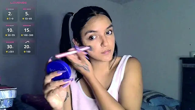 Snapshot of Ari_20_ chatting on 05.07.26 Ari 20 online show from 05.07.26