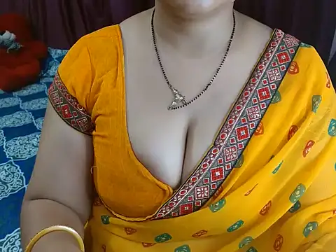 Snapshot of Hot_anika_ chatting on 06.19.26 Hot anika online show from 06.19.26