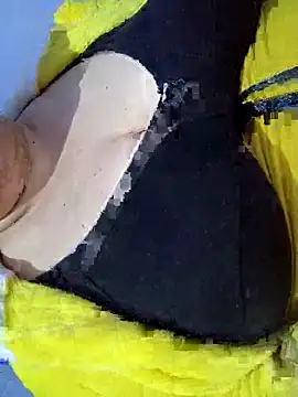 Snapshot of Hnonasix89 chatting on 11.22.25 Hnonasix89 online show from 11.22.25