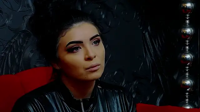 DevashaQueenX online show from 04.01.26