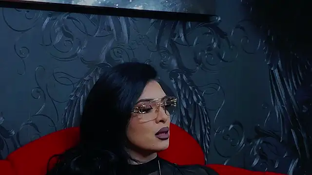 DevashaQueenX online show from 04.16.26