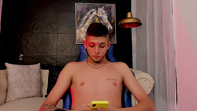 Snapshot of Mathewboy1 chatting on 09.10.25 Mathewboy1 online show from 09.10.25