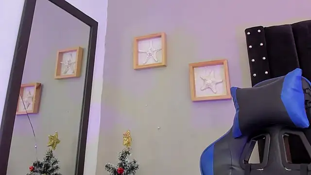 Snapshot of Mathewboy1 chatting on 12.16.25 Mathewboy1 online show from 12.16.25