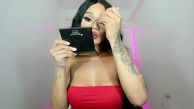 DazzlingDivaLiza online show from 04.14.26