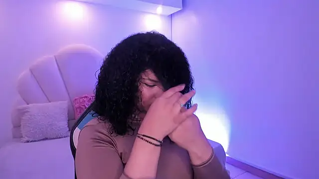 Dakota Mars online show from 10.03.25