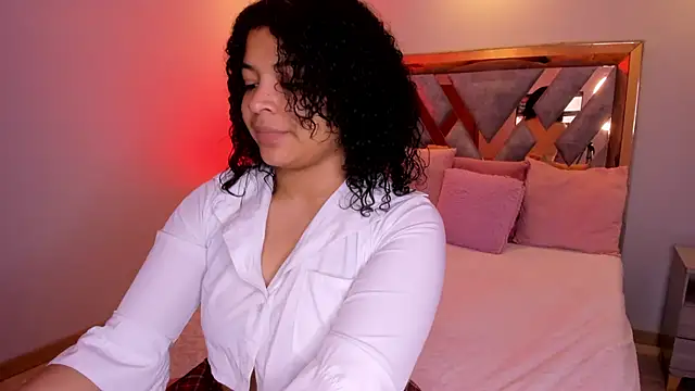 Dakota Mars online show from 10.08.25