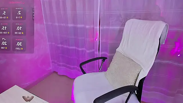 Adri Tatto  online show from 10.11.25