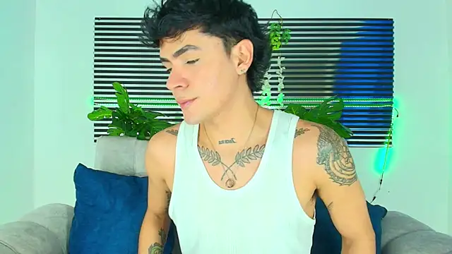 CamiiGuzmanX online show from 02.05.26