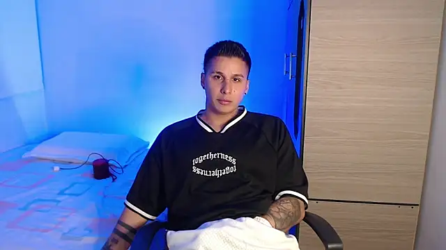 valentinosex1 online show from 03.14.26