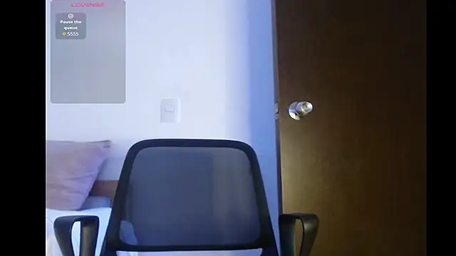 axel davis  online show from 10.21.25