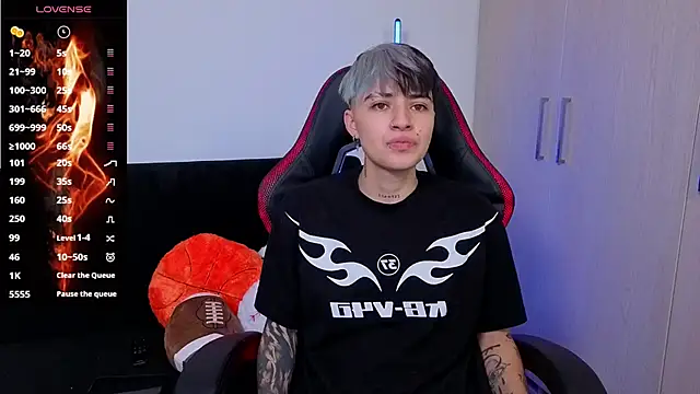 imlaiaaa online show from 12.01.25