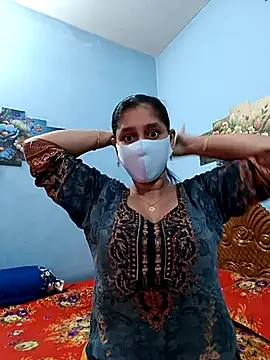 Cute Faria online show from 04.17.26