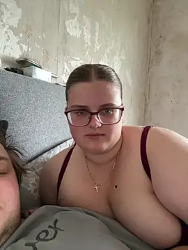 CurvyPaar2 online show from 04.19.26