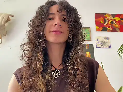 camille delrey online show from 11.04.25