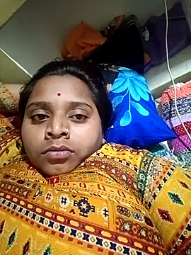 Hot crety online show from 10.30.25