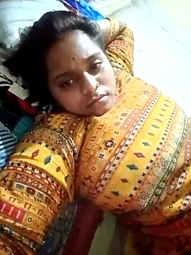 Hot crety online show from 11.04.25