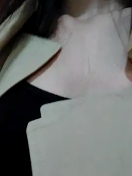 meomeocute online show from 10.24.25