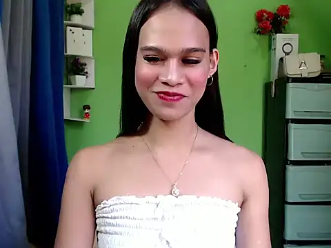 Snapshot of urseductivebarbie_xx chatting on 03.18.26 urseductivebarbie xx online show from 03.18.26