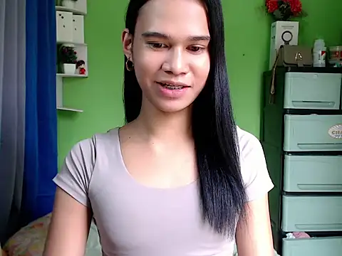 Snapshot of urseductivebarbie_xx chatting on 04.12.26 urseductivebarbie xx online show from 04.12.26