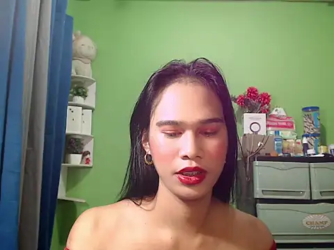 Snapshot of urseductivebarbie_xx chatting on 04.29.26 urseductivebarbie xx online show from 04.29.26