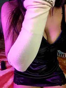 cute-sumi online show from 10.18.25