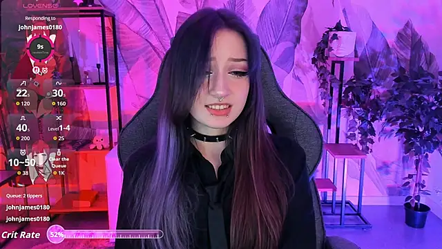 LiliLuna online show from 09.24.25