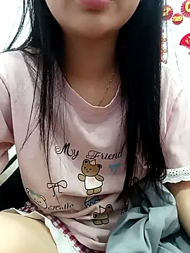 MinhChauXXX19 online show from 03.19.26