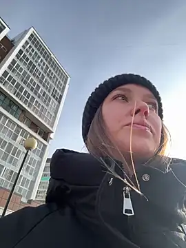 ElliRose online show from 10.31.25