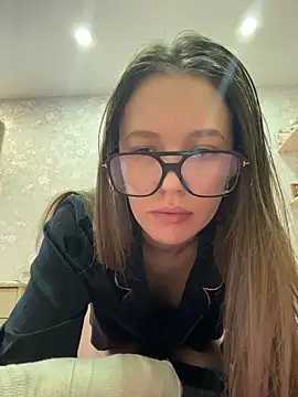 ElliRose online show from 11.29.25