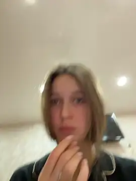 ElliRose online show from 12.14.25