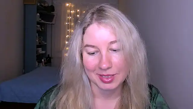 Snapshot of NancySanders chatting on 05.07.26 NancySanders online show from 05.07.26