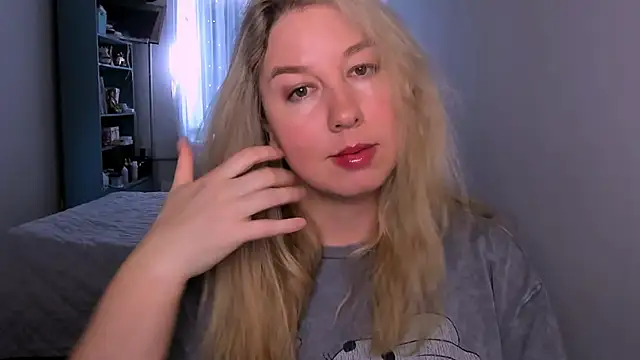 Snapshot of NancySanders chatting on 05.16.26 NancySanders online show from 05.16.26