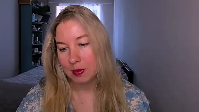 Snapshot of NancySanders chatting on 05.18.26 NancySanders online show from 05.18.26