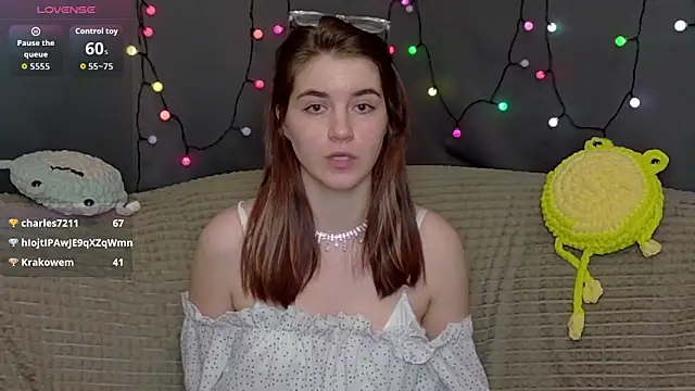 Snapshot of ElzaBlis chatting on 01.05.26 ElzaBlis online show from 01.05.26