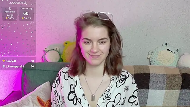 ElzaBlis online show from 04.18.26