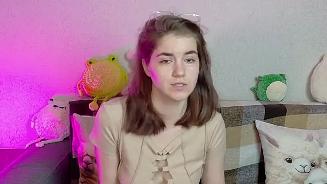 Snapshot of ElzaBlis chatting on 06.19.26 ElzaBlis online show from 06.19.26